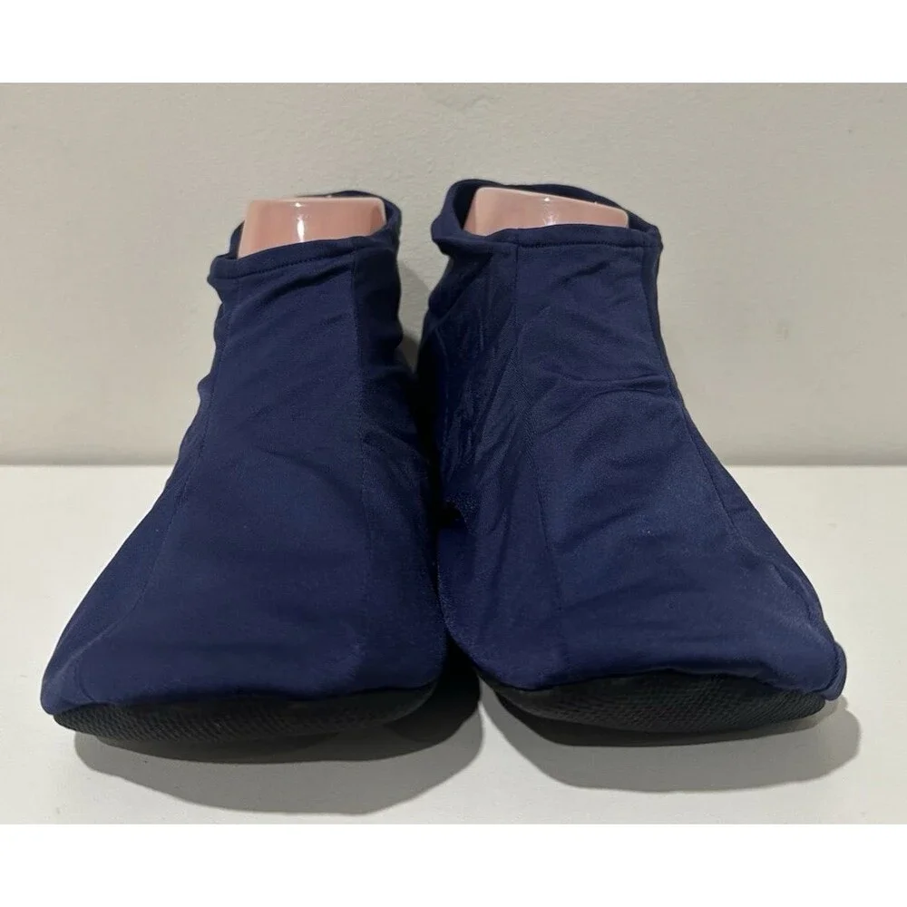 Brookstone air soft navy  travel boot slippers men size Large